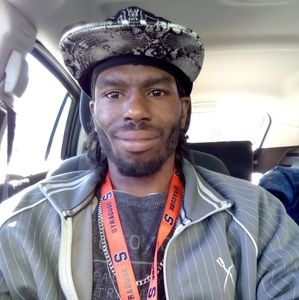 Meet your Posher, Larry